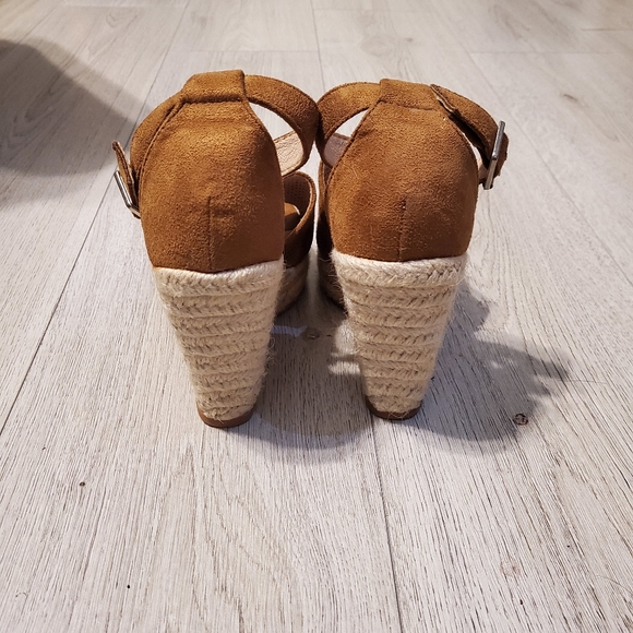 Brown Espadrilles - Picture 3 of 3